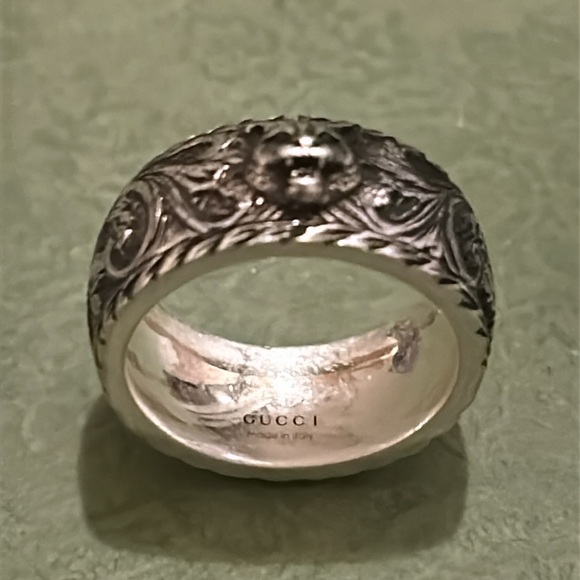 Gucci Feline Head Sterling Silver Ring - Picture 3 of 10